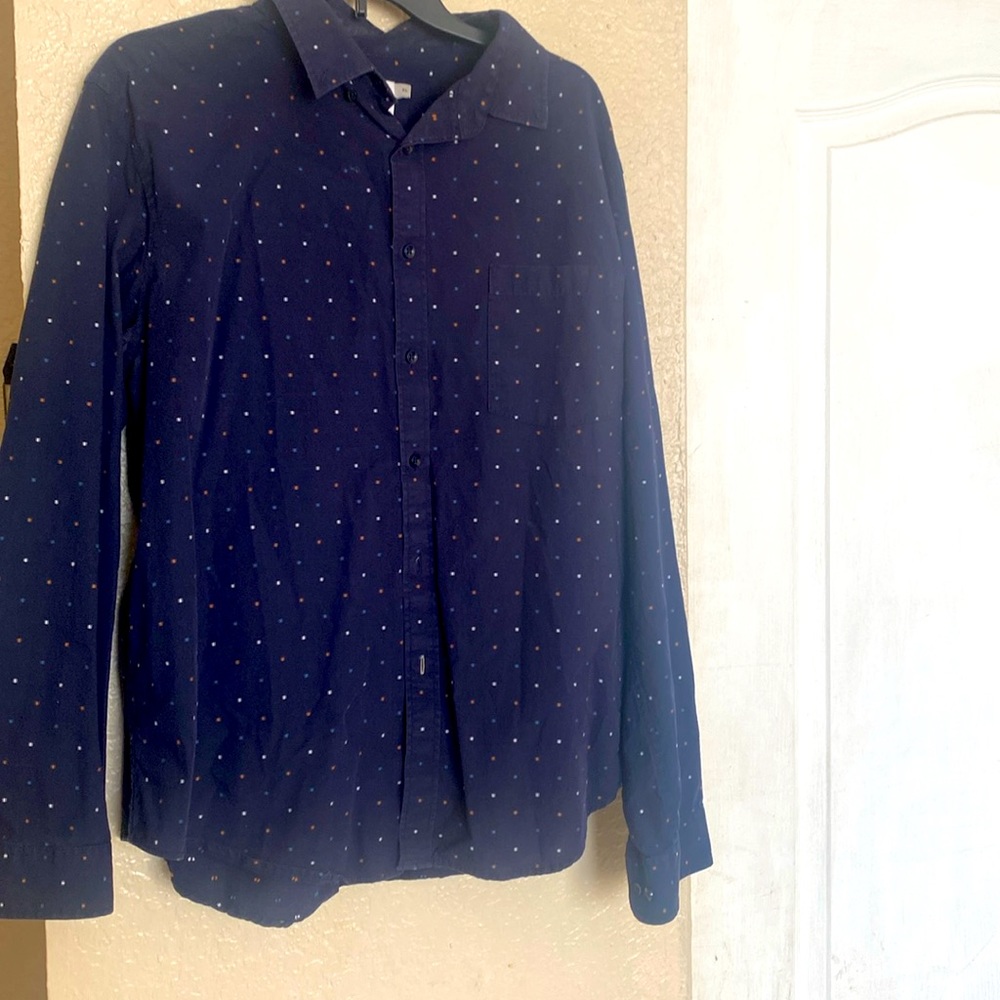 Men’s dress shirt